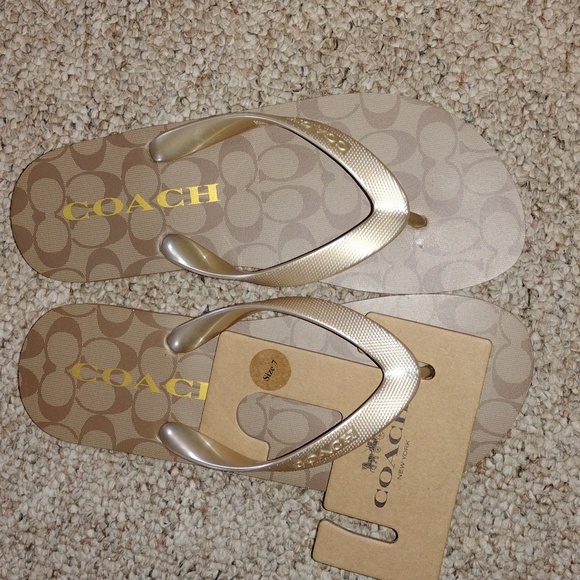 Coach flip flops size 7 - Picture 3 of 5